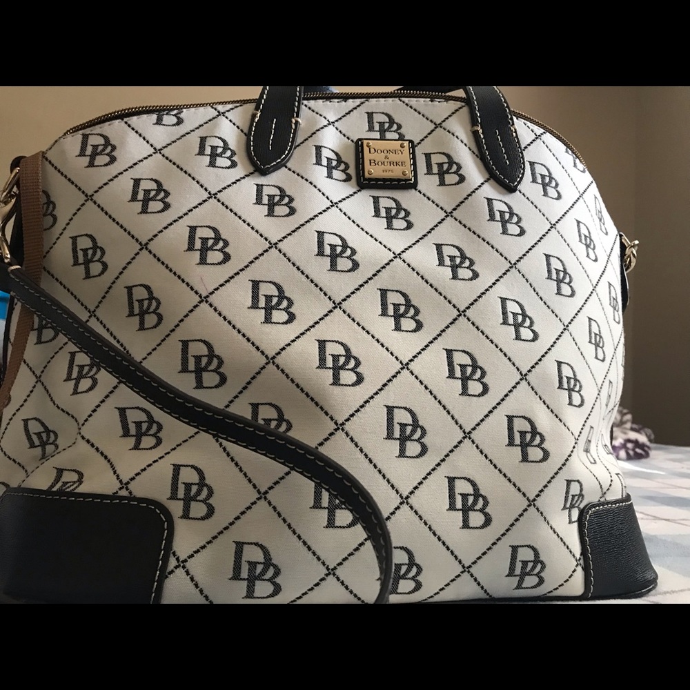 Used- Dooney & Bourke Bag